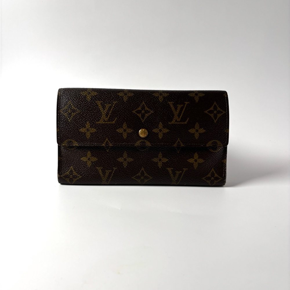 Louis Vuitton Vintage Monogram Wallet | Classic French Designer Bifold